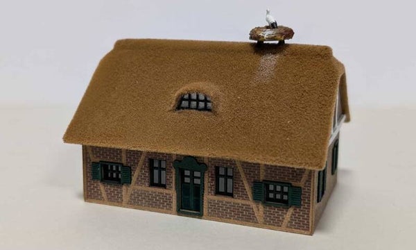 Reetdachhaus in 4 Varianten Spur N