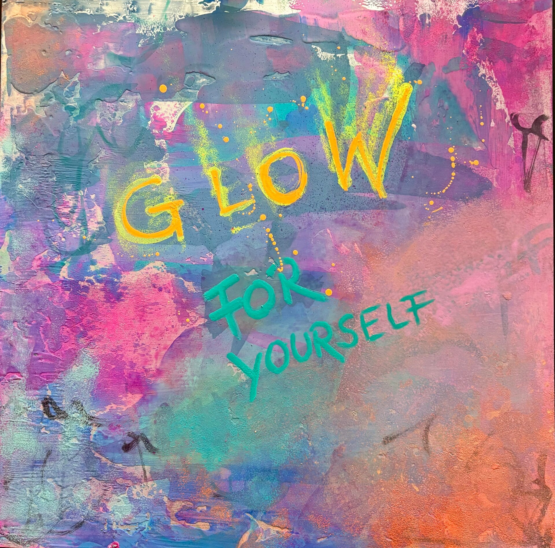 „Glow“