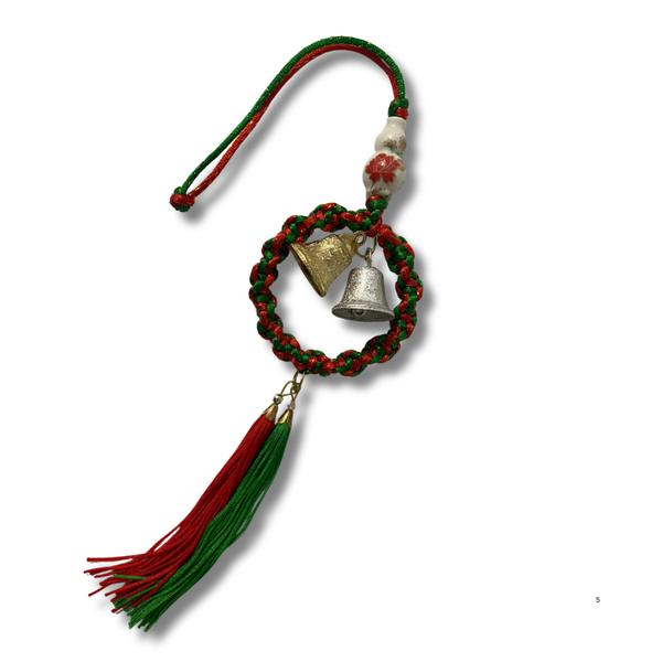 Vintage Ceramic Mistletoe Wreath – Handcrafted Christmas Wall Hanging