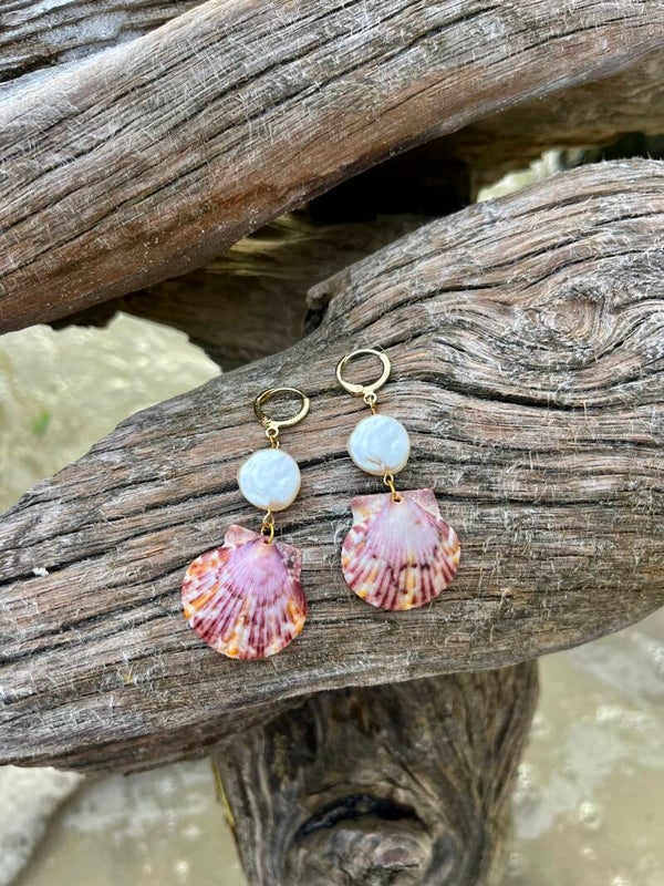 Pink & orange scallop earrings