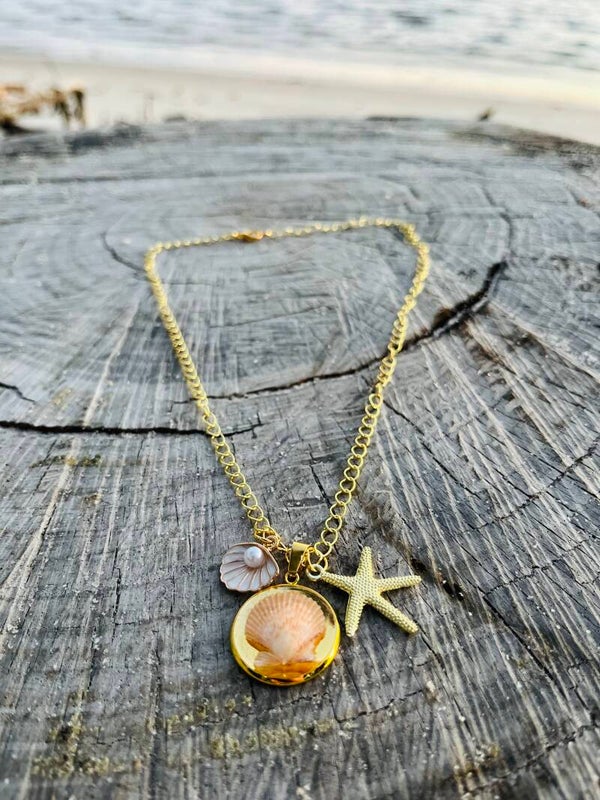Light orange epoxied scallop necklace