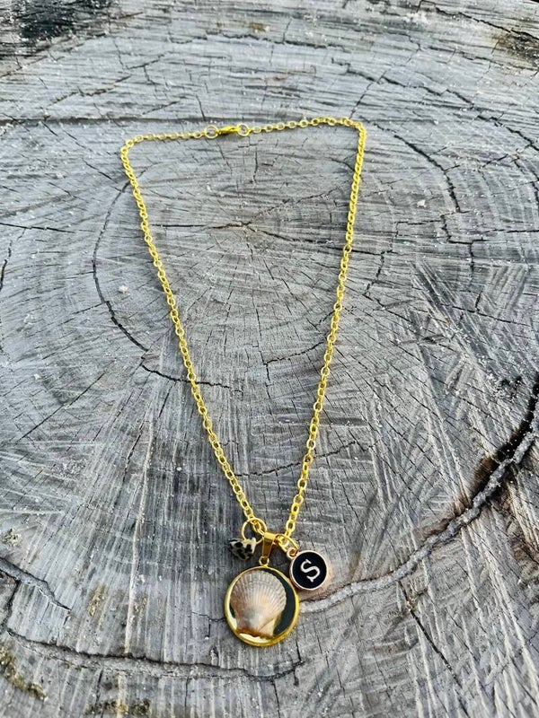 Grey colored scallop seashell epoxied necklace