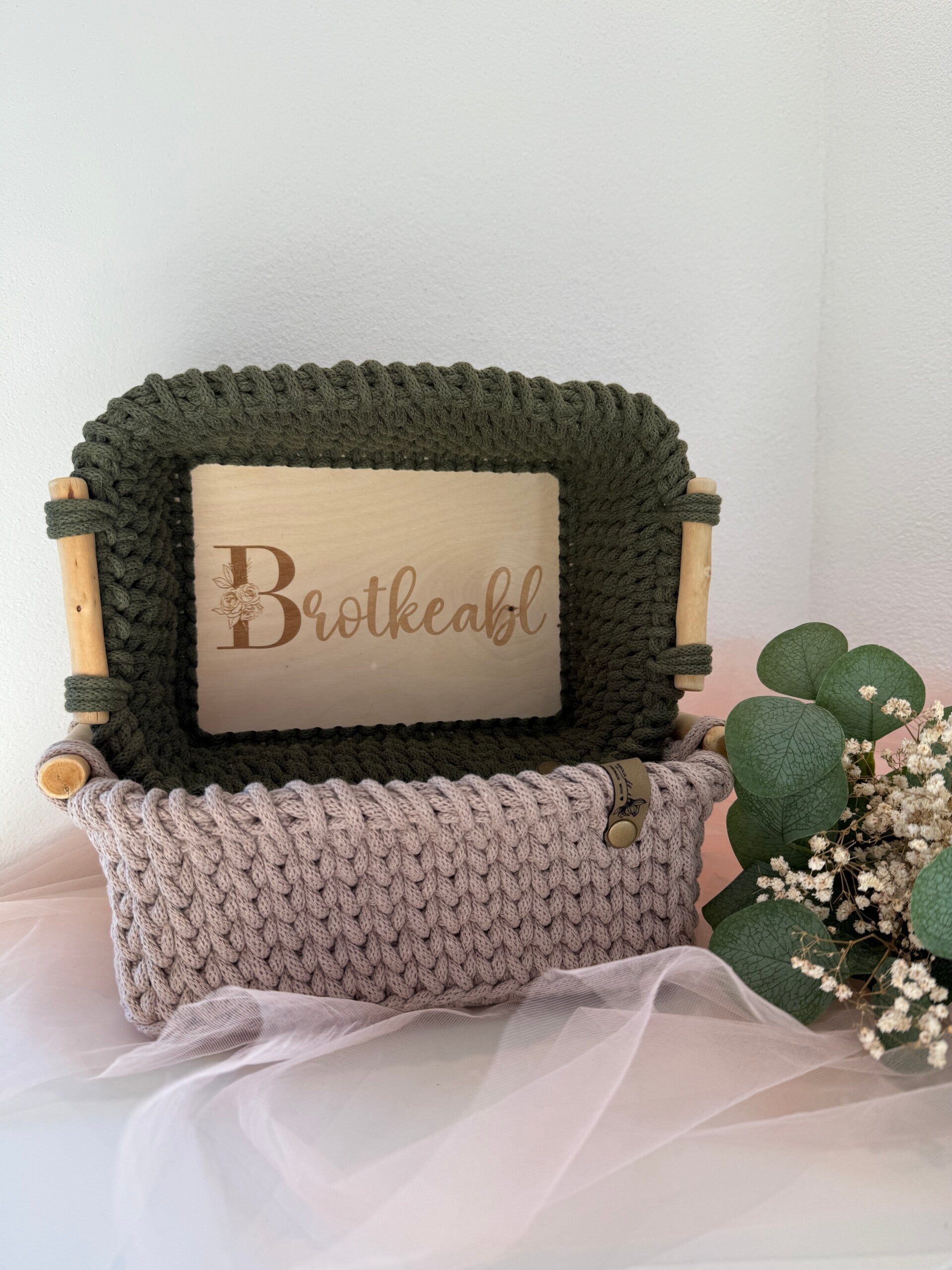 🥯 Brotkeabal – ein Körbchen wie aus einem Frühstückstraum 🥯 - gravierter Holzboden