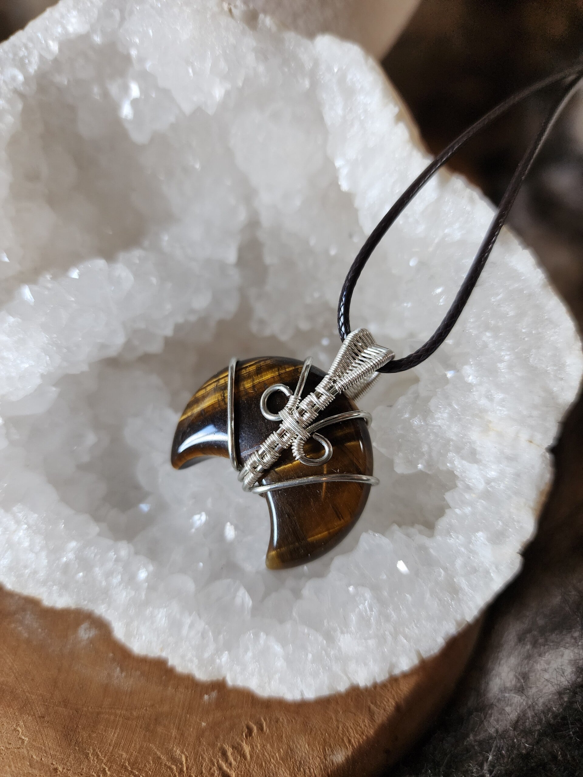 Luna Aurius | Oeil de Tigre