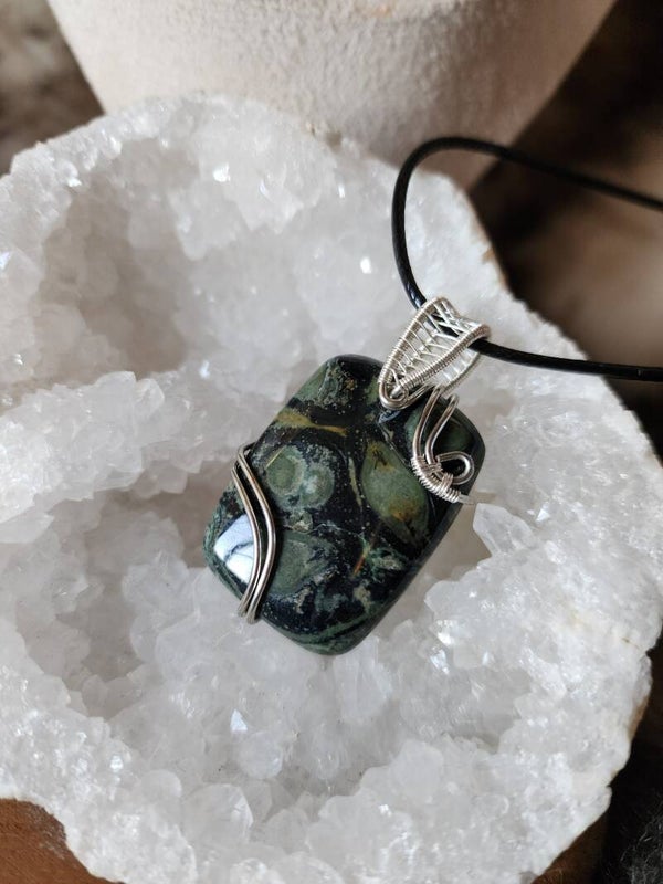 Totem | Jaspe Kambaba