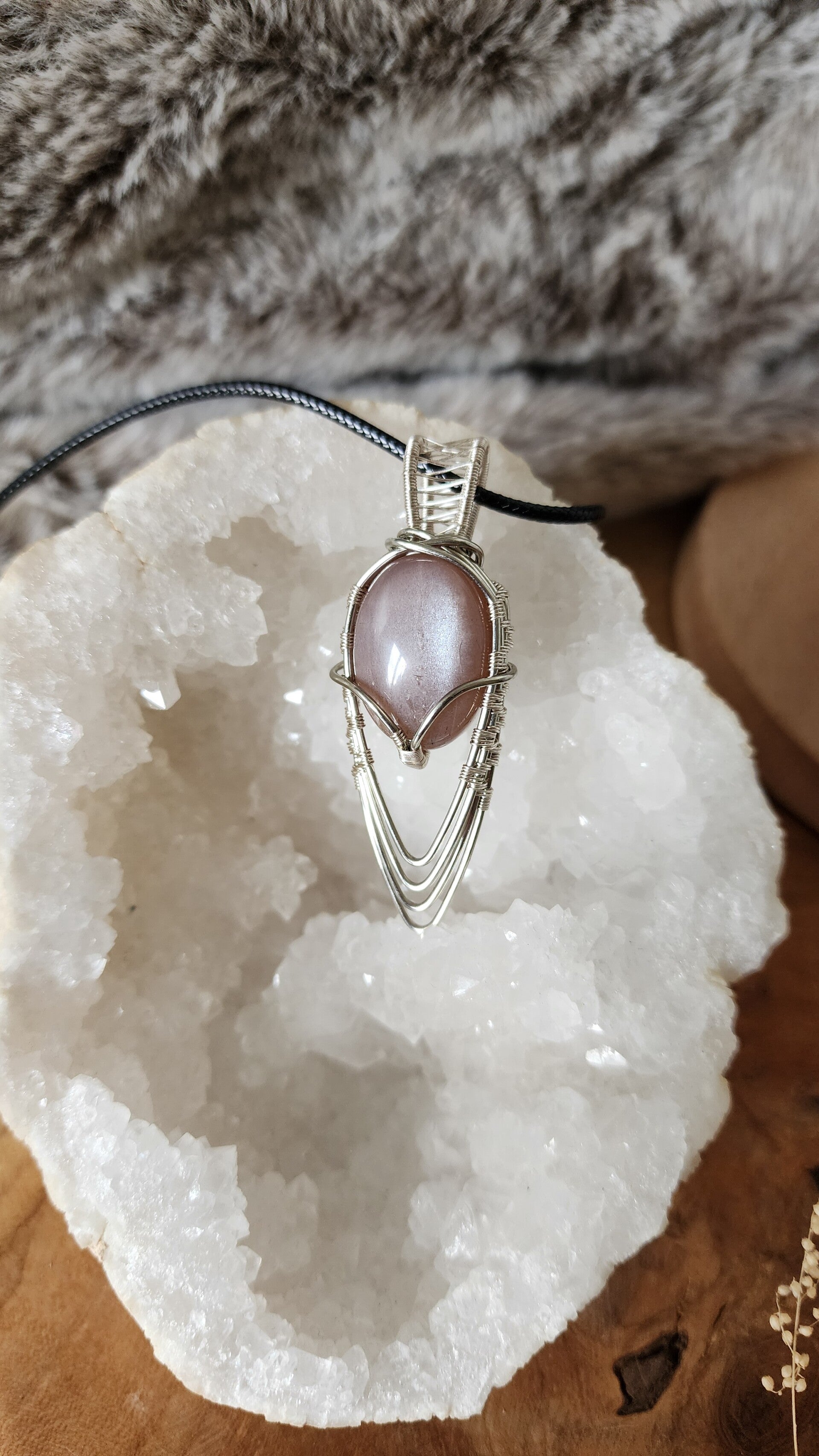 Bruma | Pierre de Lune Brune