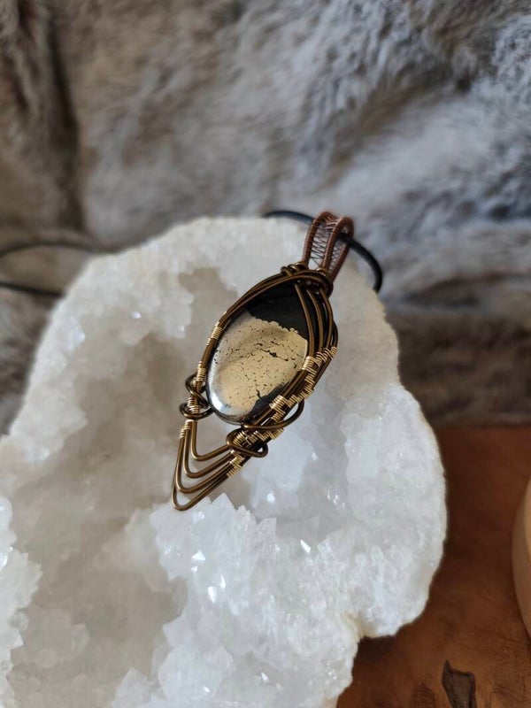 Éclipse Dorée | Pyrite