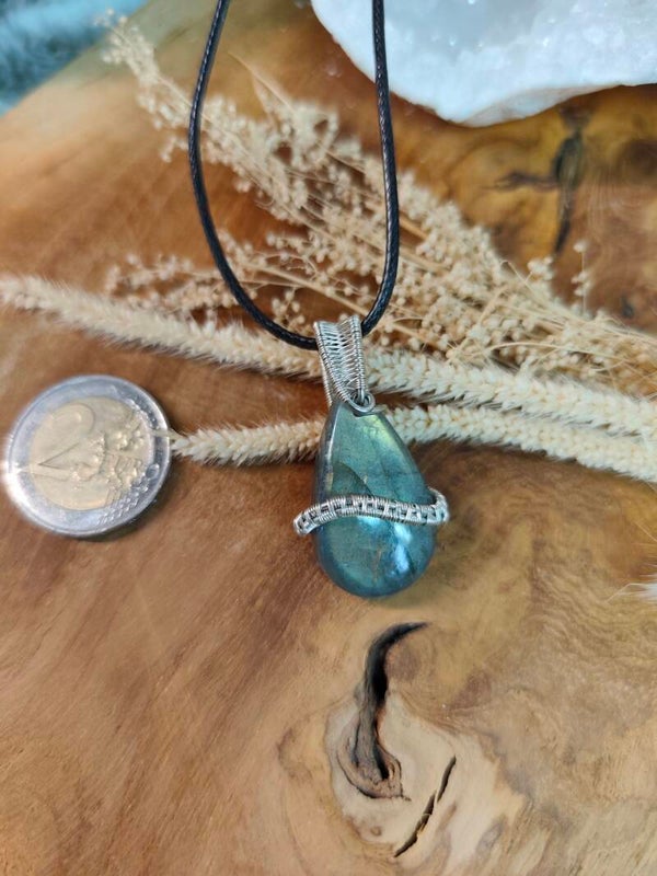 Eucalyptus | Labradorite