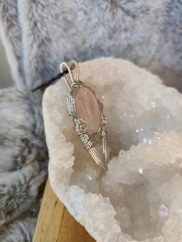 Adelwen | Quartz Rose