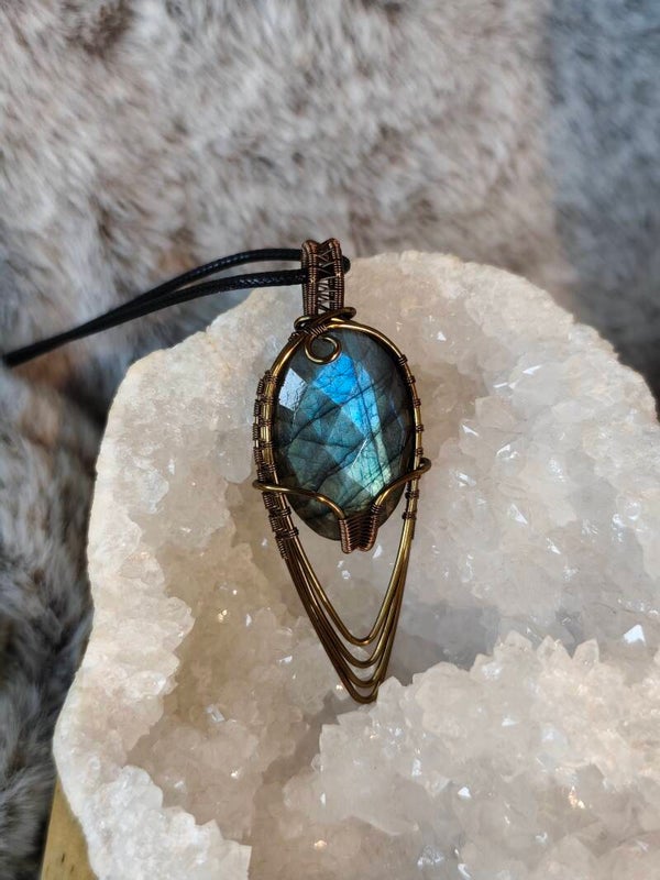Mystic Lagoon | Labradorite