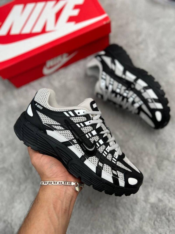 NIKE P6000