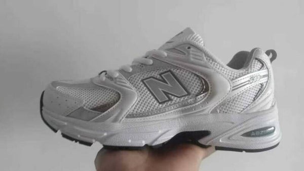 NEW BALANCE 530