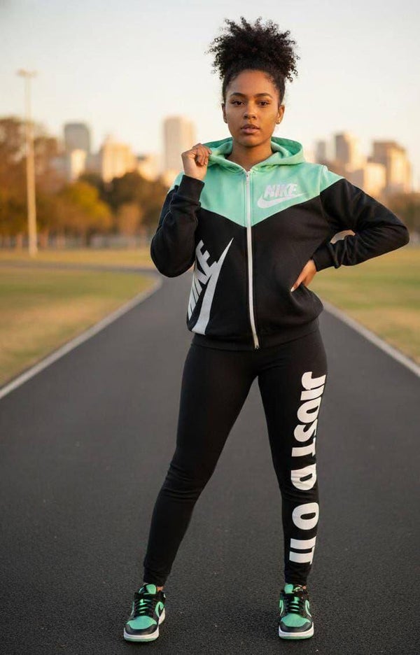 NIKE
