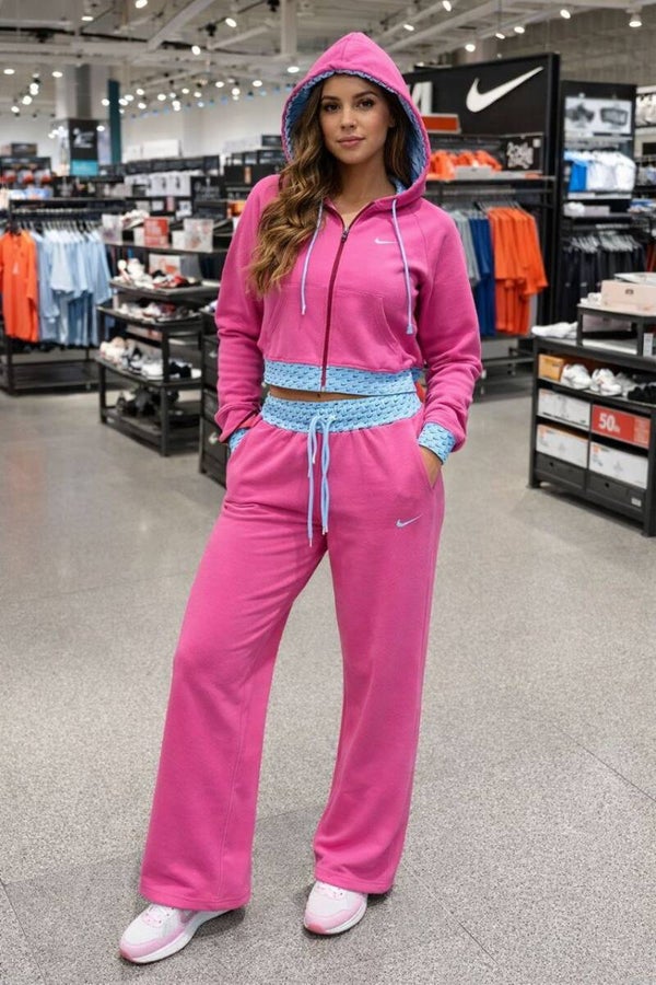 NIKE