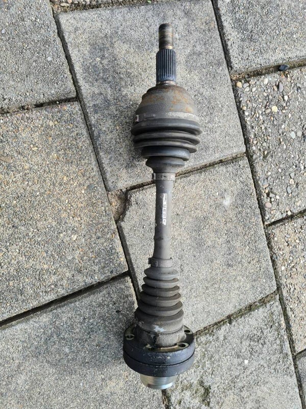 Aandrijfas 7L0 407 271 E