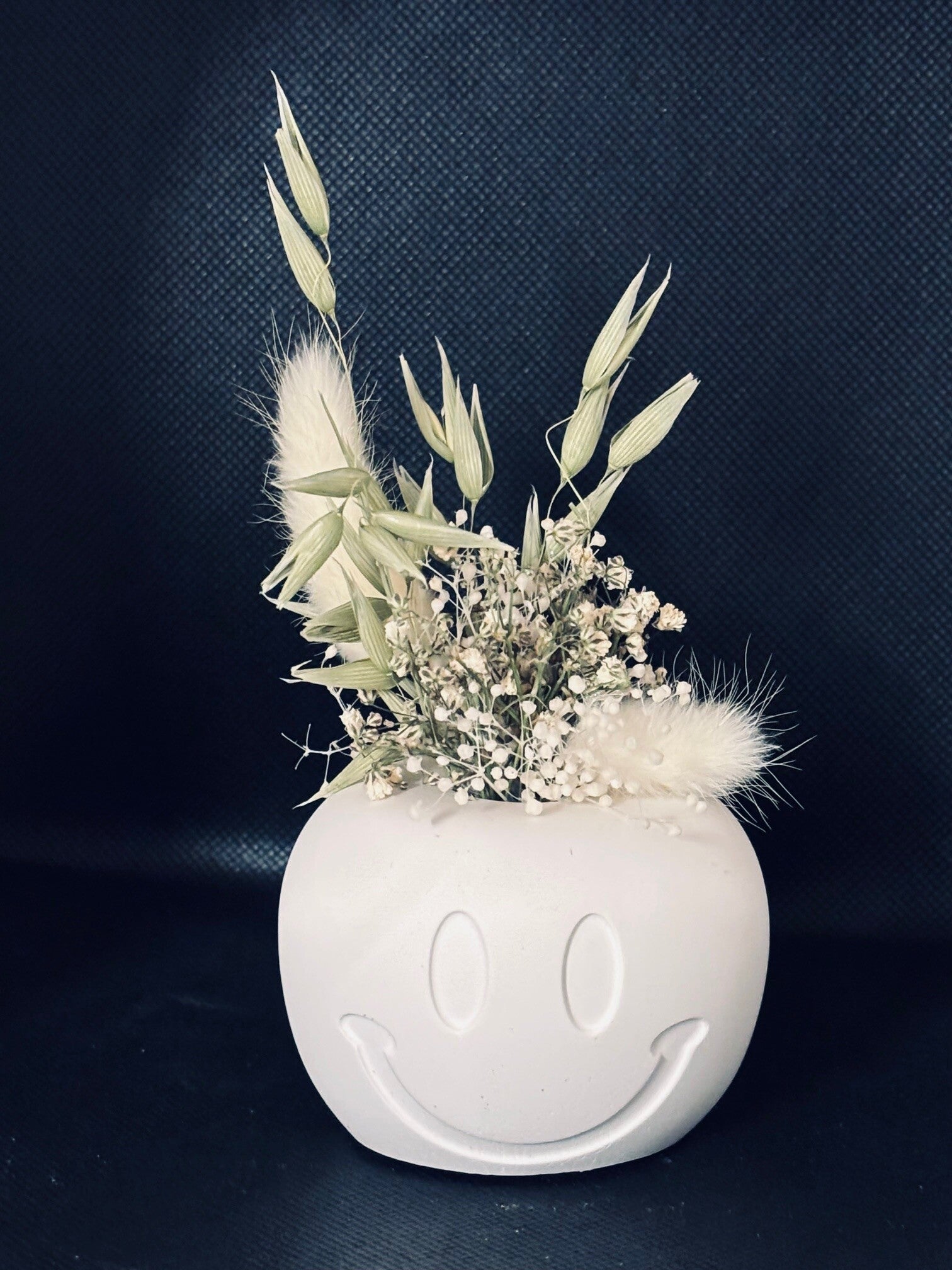 Smilie mit Trockenblumen