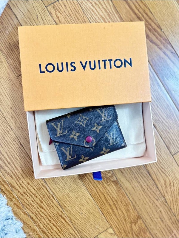 LOUIS VUITTON VICTORINE COMPACT WALLET