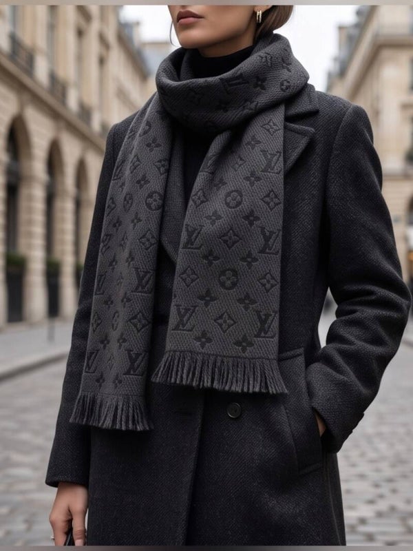 Louis Vuitton Logomania Scarf – Black & Charcoal Monogram | Excellent Condition