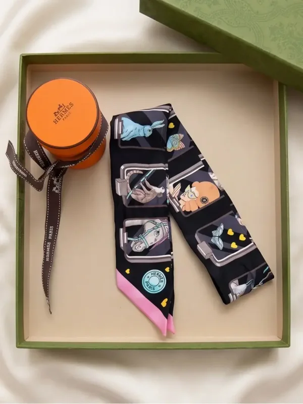 Hermès Story Twilly Silk Scarf – Black, Pink and Multicolour