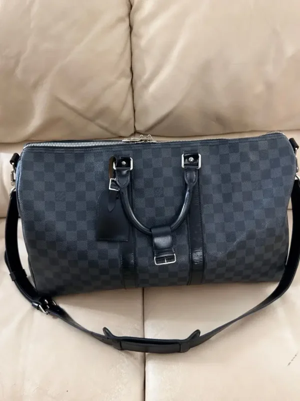 Louis Vuitton Keepall Bandoulière 45 – Damier Graphite Canvas | Good Pre-Owned Condition