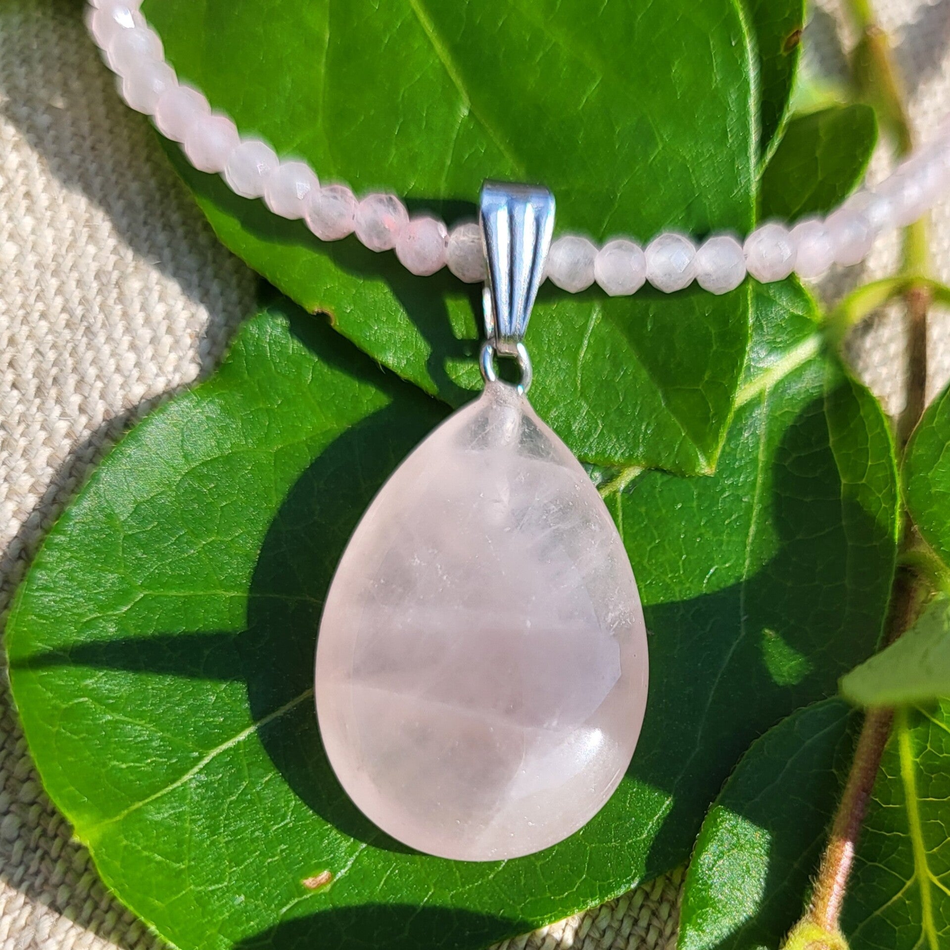 Les Discrets - "Douceur" - Collier Quartz rose