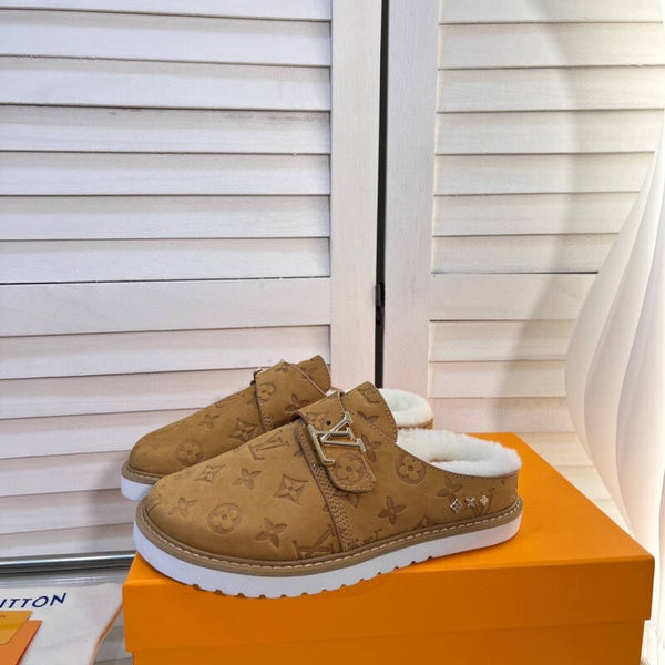 Louis Vuitton Slippers Women