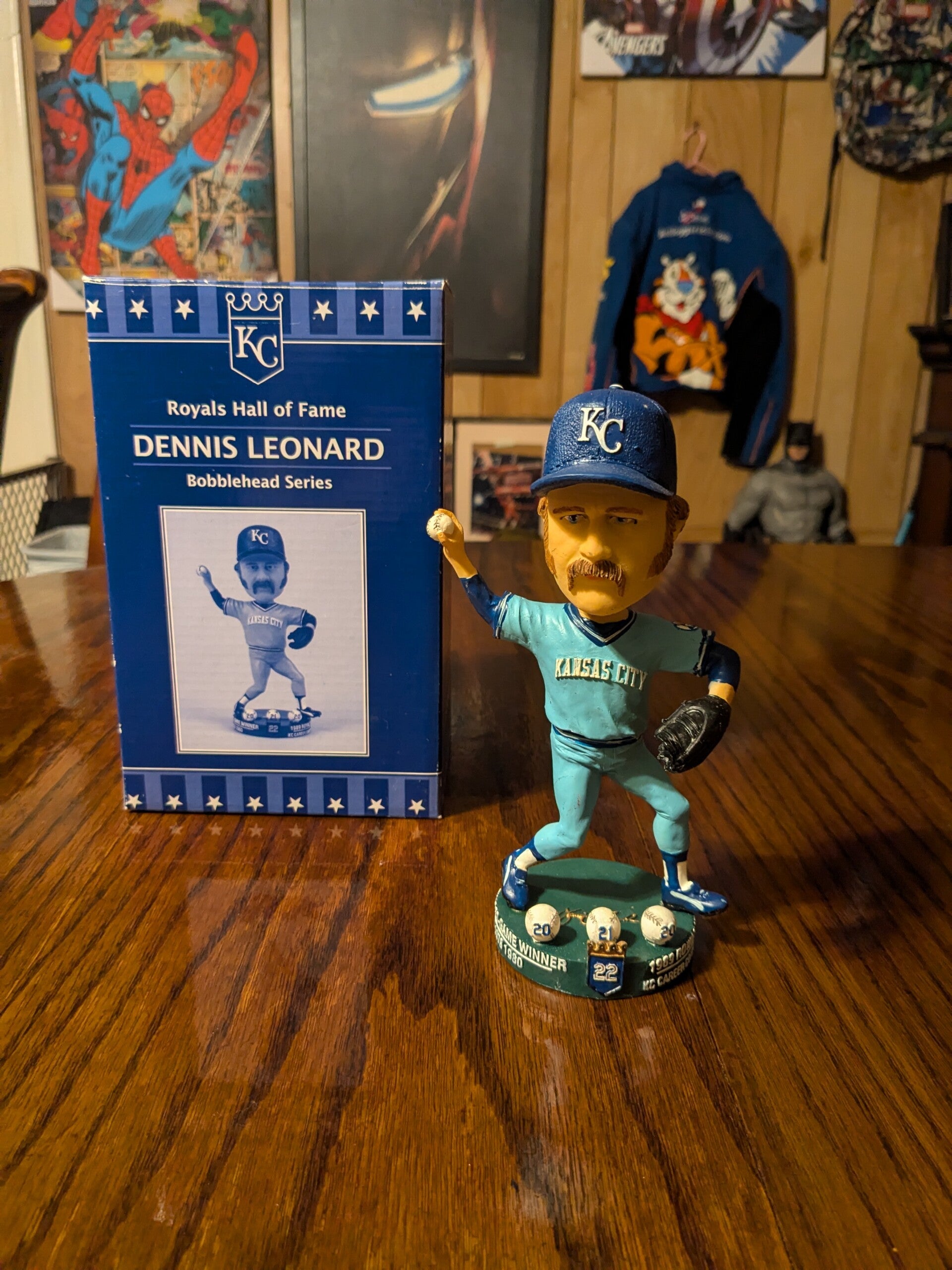 Toys & Collectibles