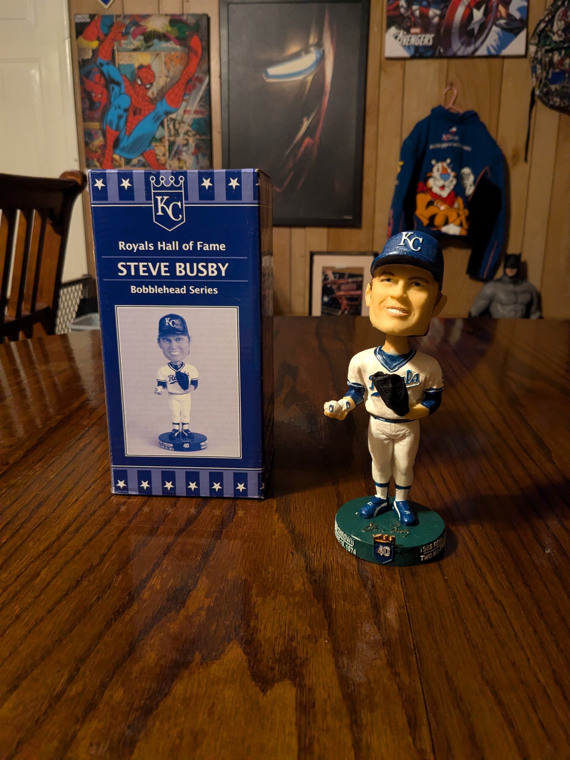 Toys & Collectibles