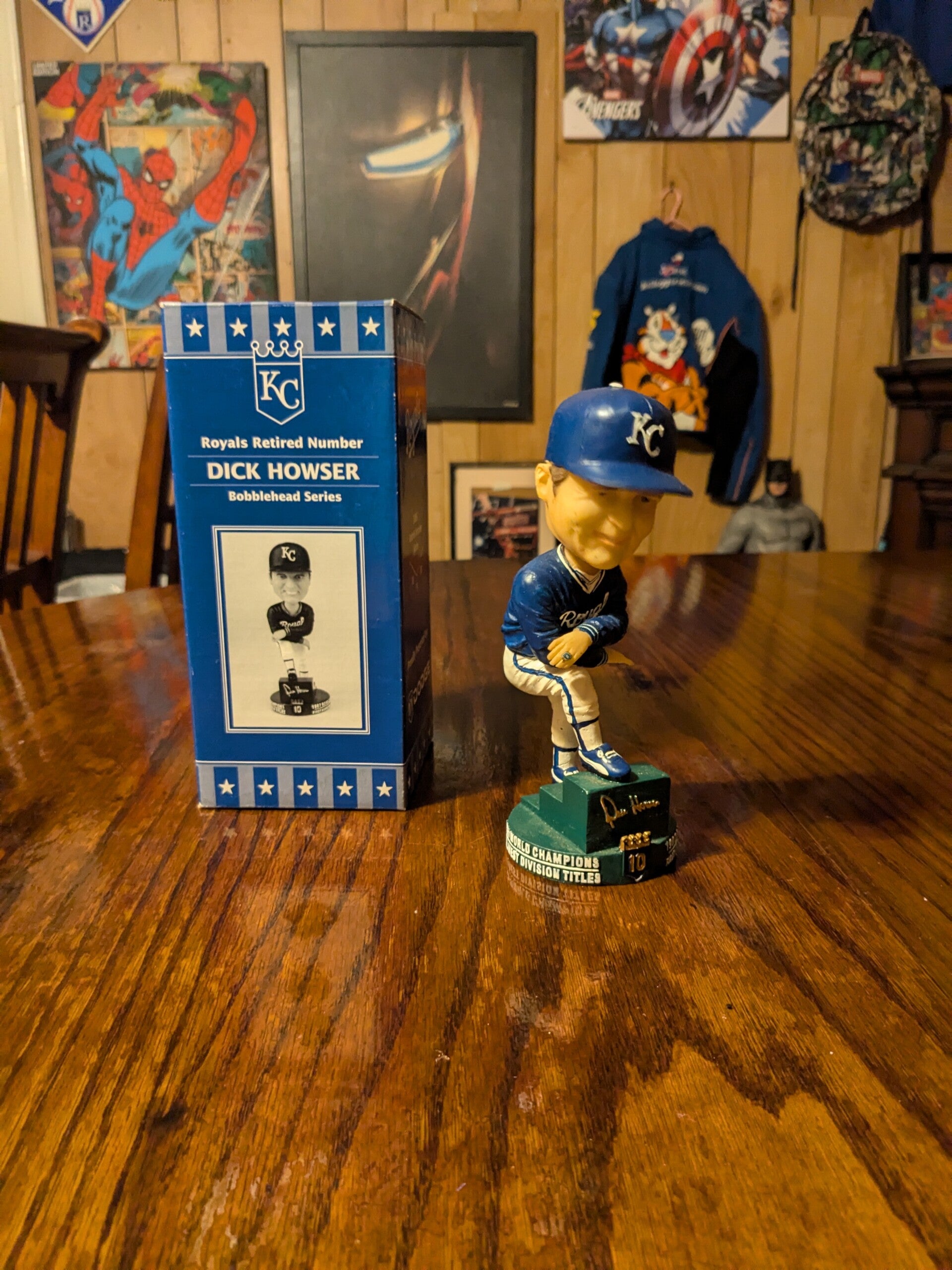 Toys & Collectibles