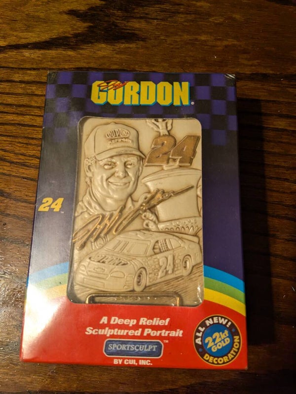 Toys & Collectibles