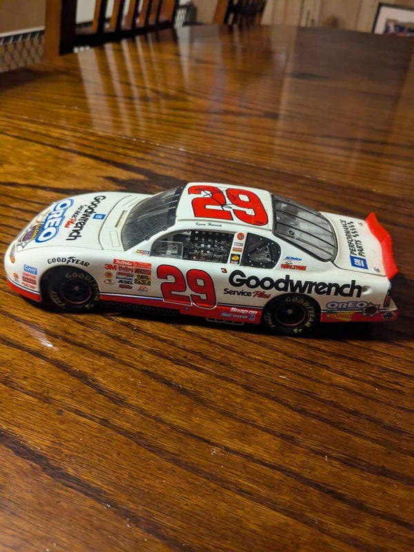 Toys & Collectibles