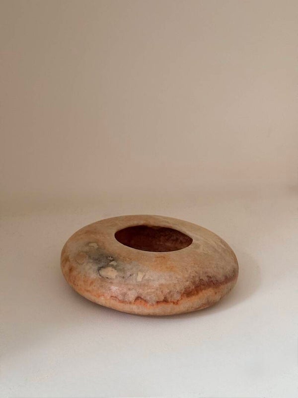 Alabaster frisbee L bruin