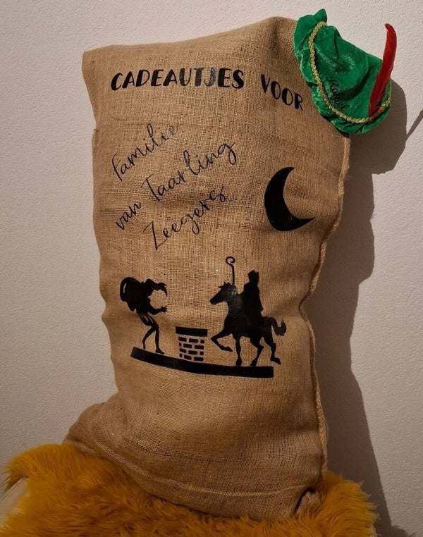 Gepersonaliseerde Sinterklaaszak van Jute met Naam