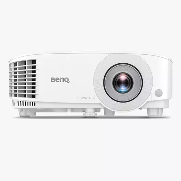 Proyector de uso multiple, 4000 ANSI Lúmenes