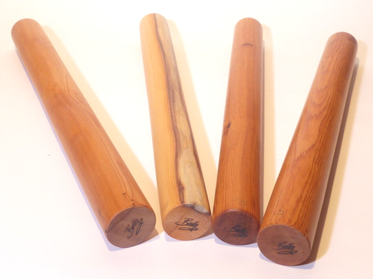 Teigrolle aus Eibenholz ca. 40 cm lang