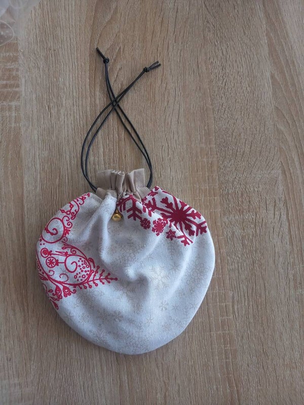 Pochon boule de Noël