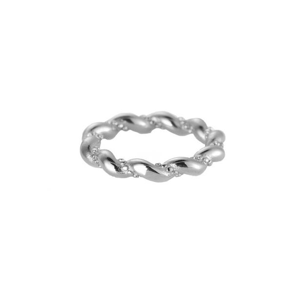 Ring Twisted