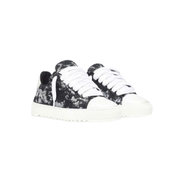 Numeris Footwear