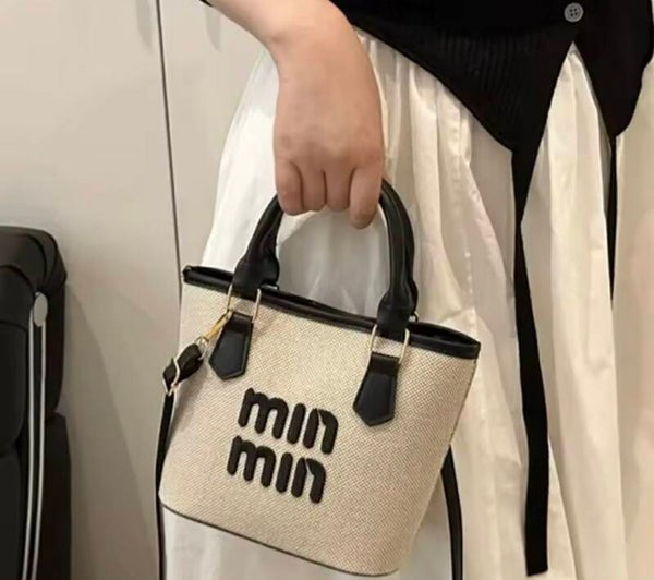 Mini bolsos min min