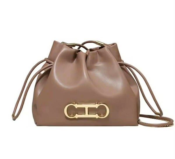 Bolso mediano cross body