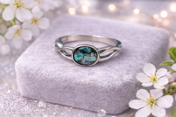 Stainless Steel Circle Crossover Memorial Ashes Ring