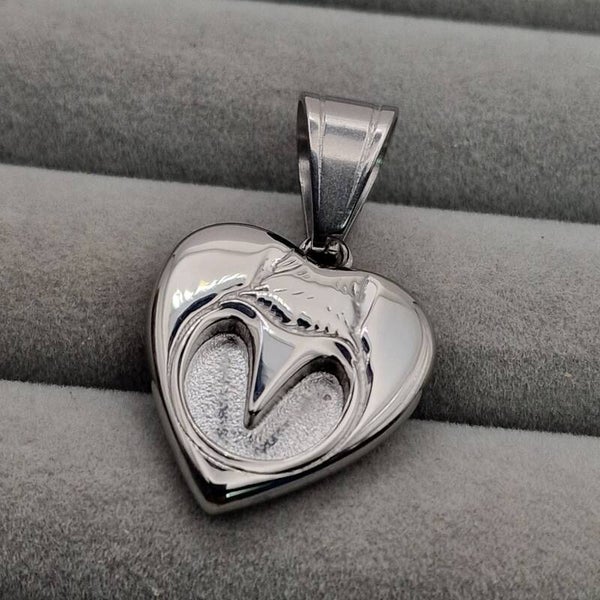 Hoof Pendant Stainless Steel Horse Memorial Pendant Necklace