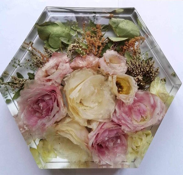20cm Resin Hexagon for Preserved Flowers