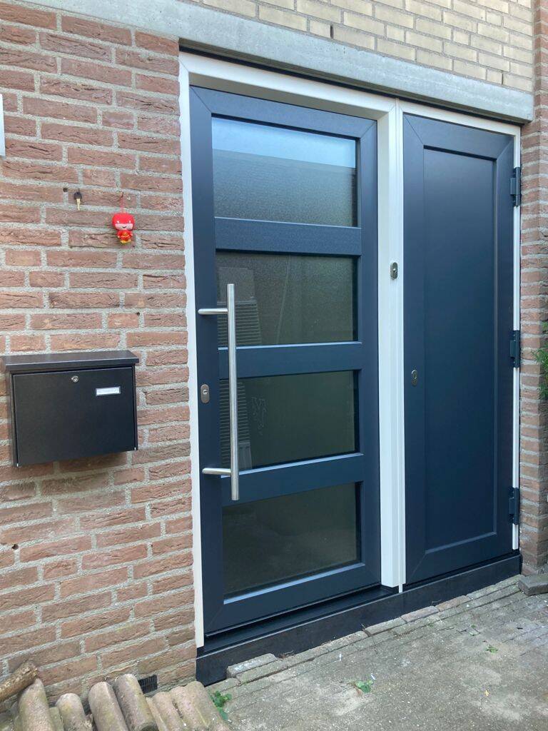 kunststof-voordeur-met-meterkast-barendrecht-standard.jpg