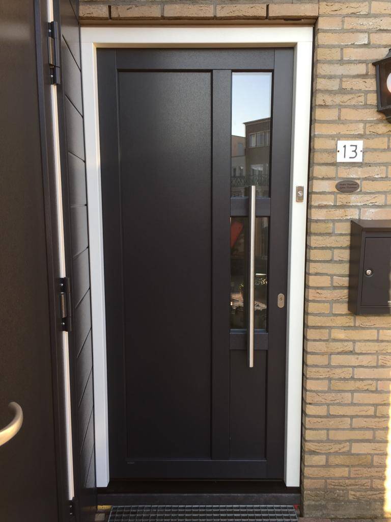 kunststof-voordeur-ridderkerk-noordmansstraat-standard.jpg