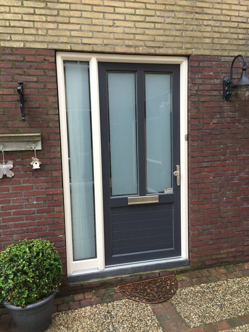 kunststof-voordeuren-drechtsteden_5510-standard.jpg
