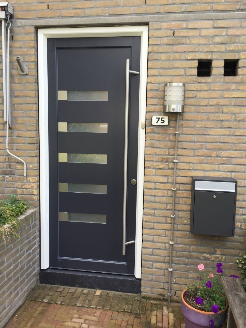 kunststof-voordeuren-drechtsteden_5640-standard.jpg