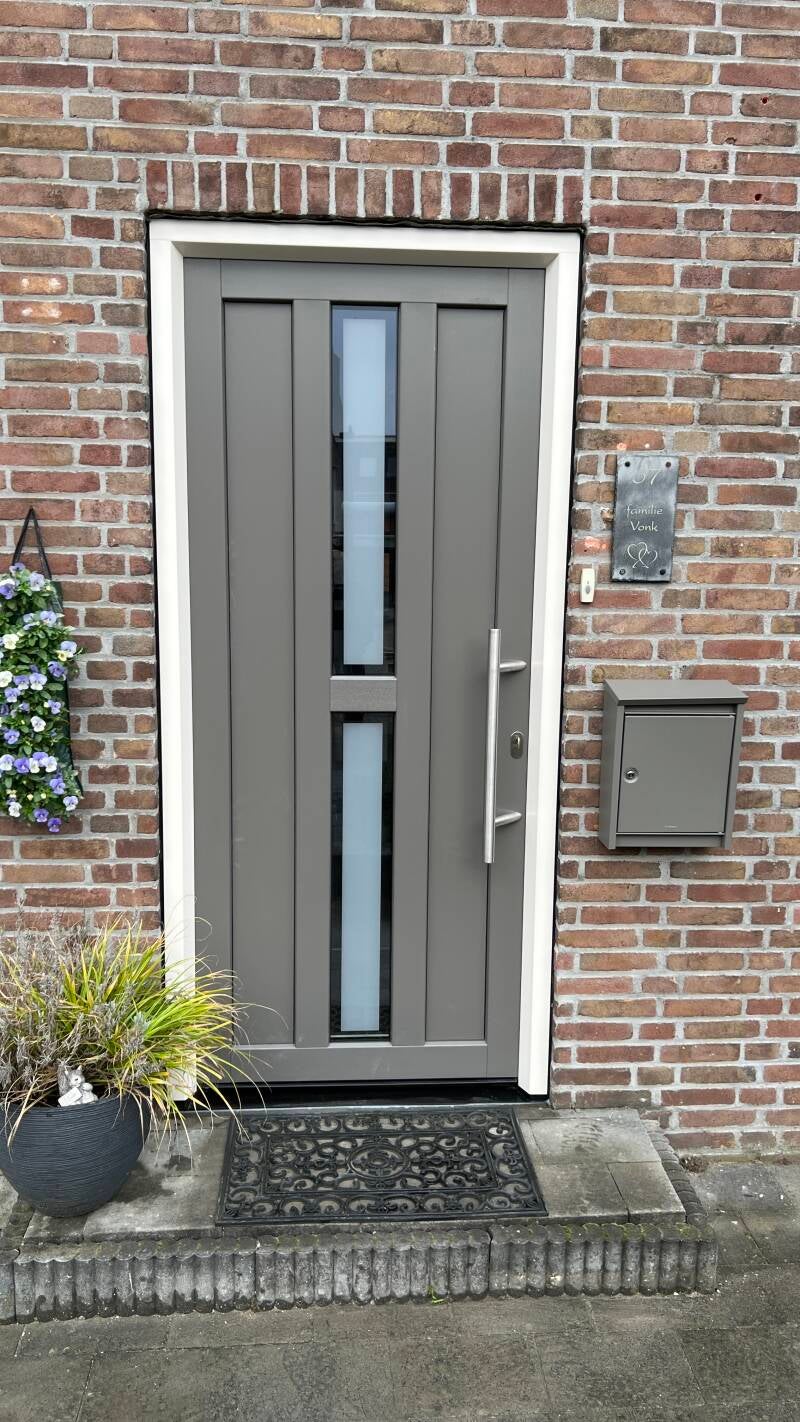 kunststof-voordeuren-drechtsteden_8915-standard.jpg