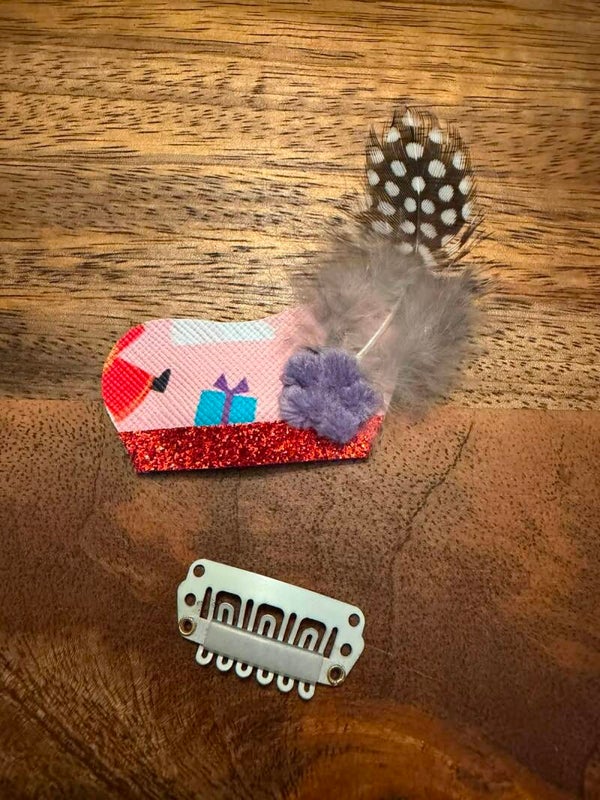 Pietenmuts anti-slip speldje glitter rood