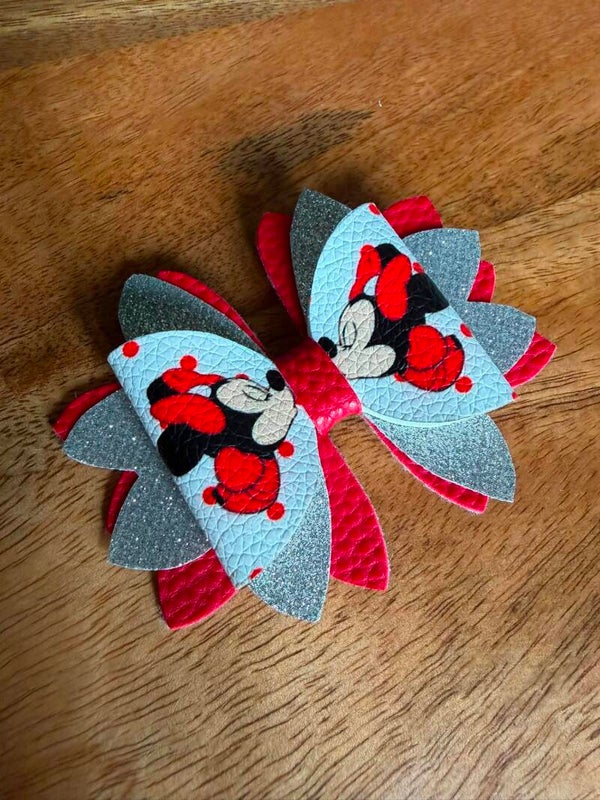 Haarstrik minnie rood wit